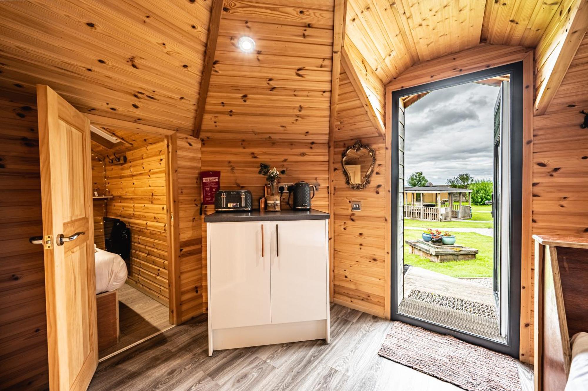 因弗戈登 Delny Glamping And Farm Animals酒店 外观 照片